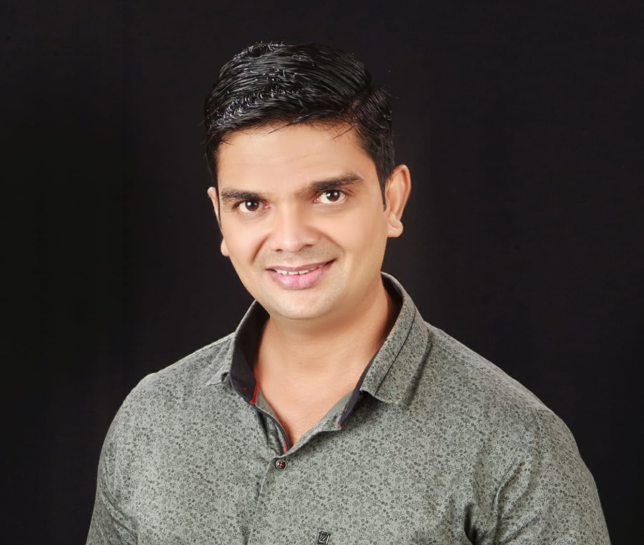 Dr. Tushar Ganpat Wakse